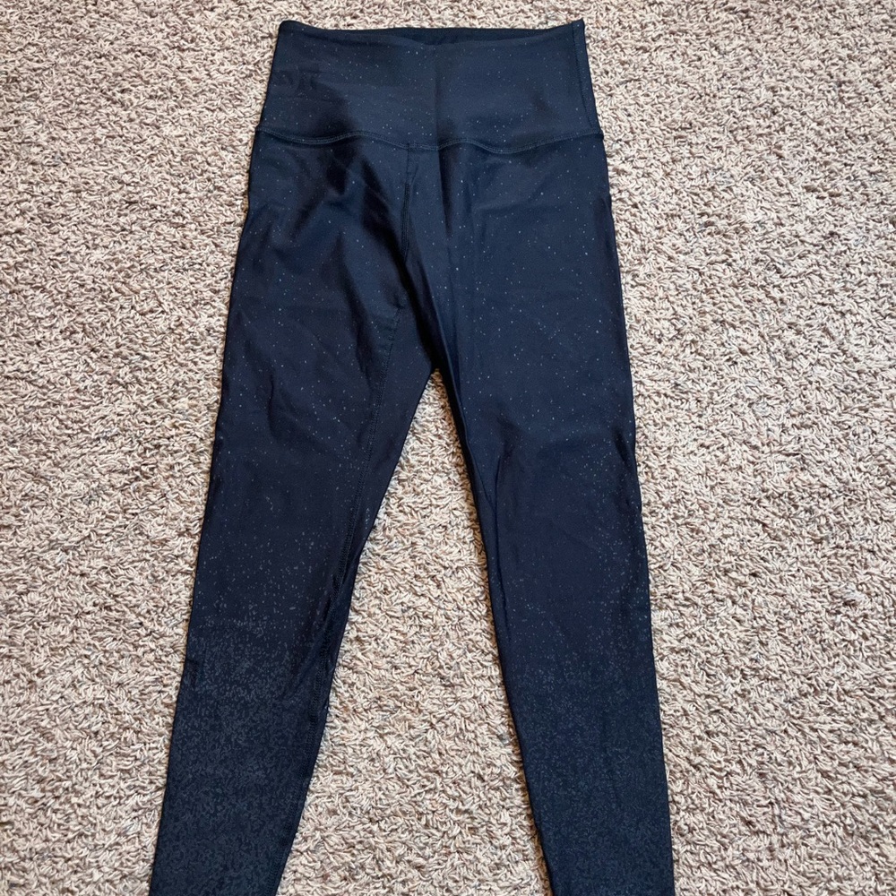 Women’s Beyond Yoga Navy Blue Sparkle Cropped Leggings Size Medium IL:R